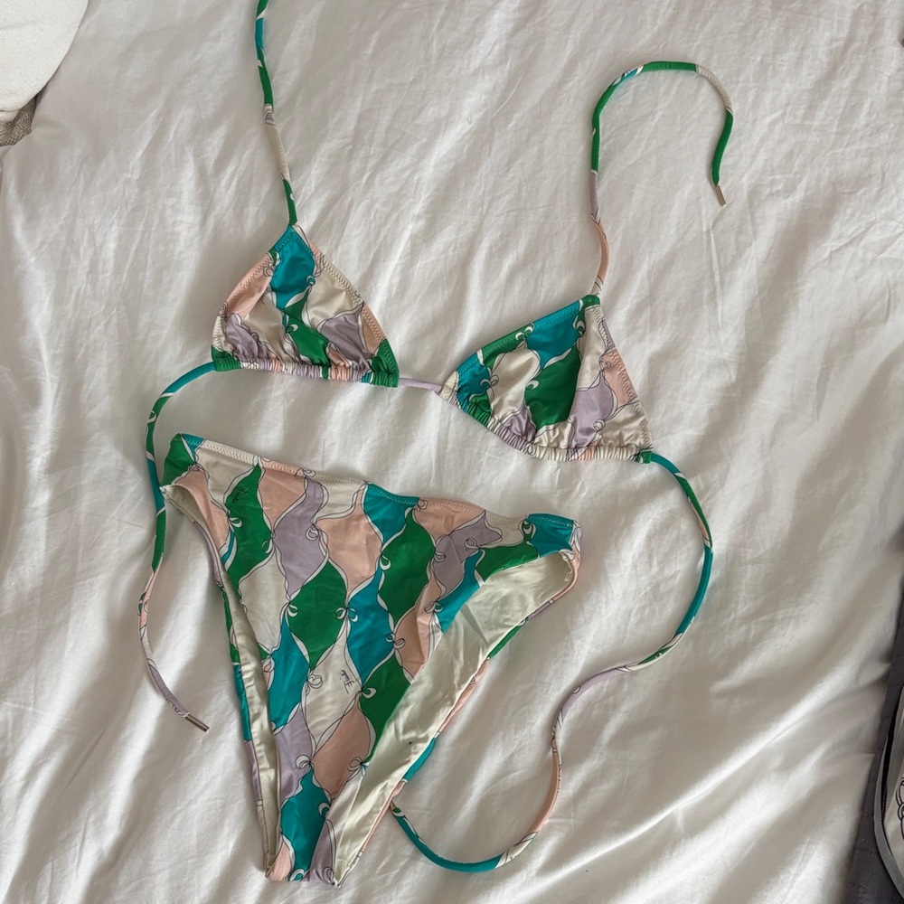 Emilio Pucci Green and Pink Wave Bikini - Picture 2 of 9